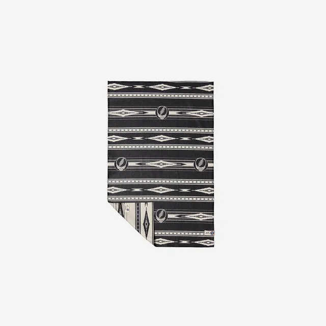 slowtide-fillmore-k-chentuch-grateful-dead-x-slowtide-waffle-towel-aus-recycelte image 1