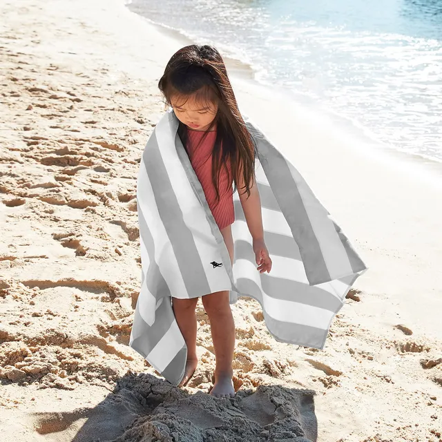 dock-bay-kids-beach-towel-cabana-goa-grey-sandfreies-kinder-strandtuch-aus-dryq image 1