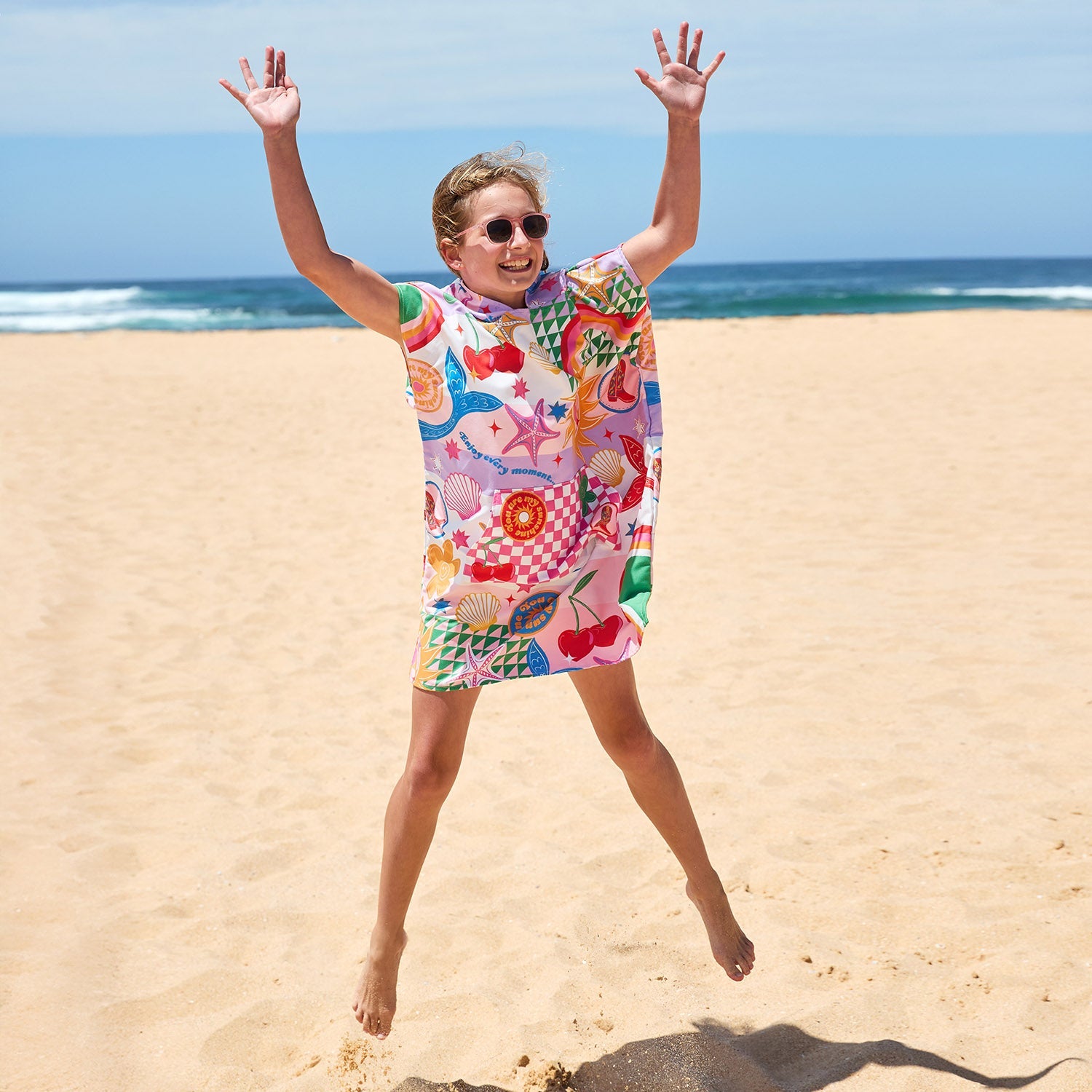 dock-bay-kinderponcho-good-vibes-club-bade-poncho-f-r-kinder-mit-upf-50-aus-dryq image 2