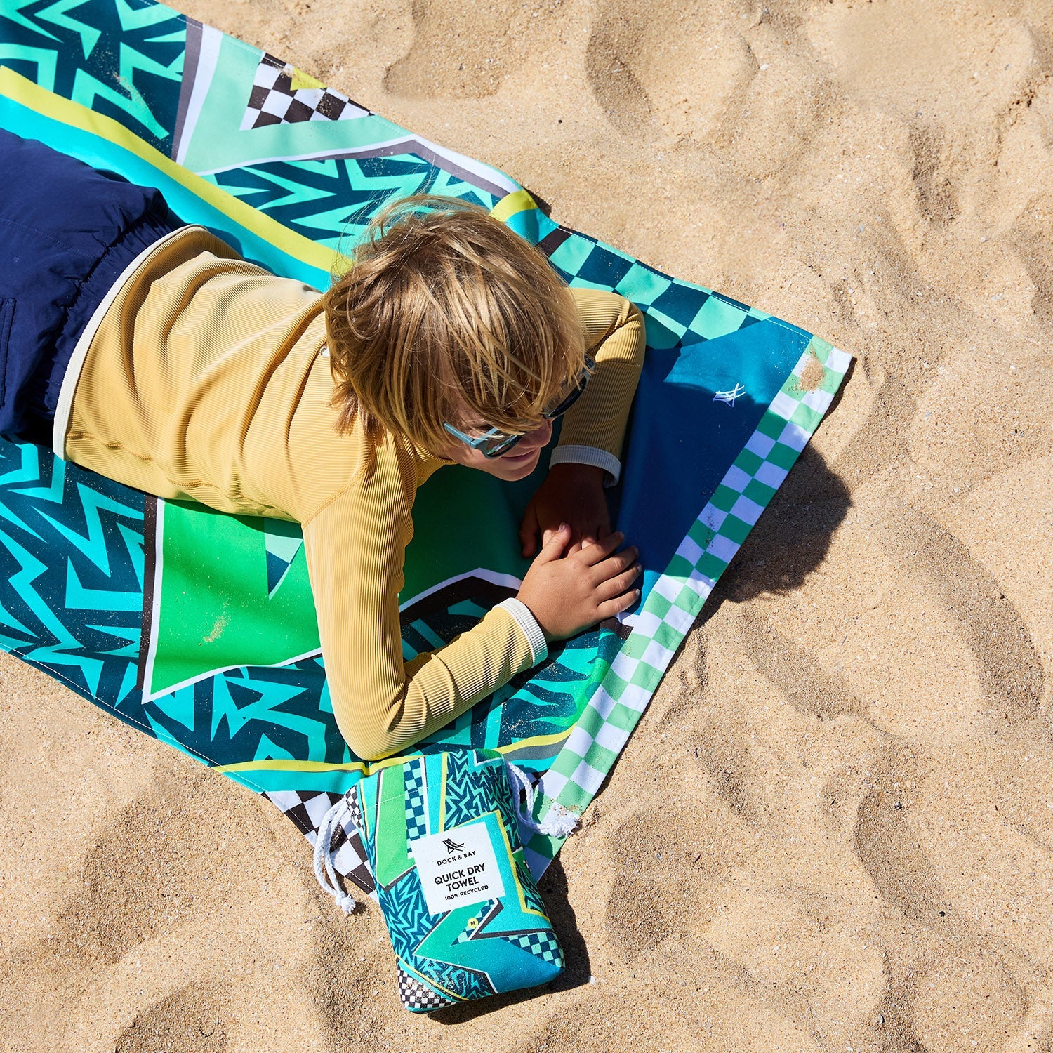 dock-bay-kids-beach-towel-kinder-strandtuch-tide-skater-sandfreies-schnelltrockn image 2