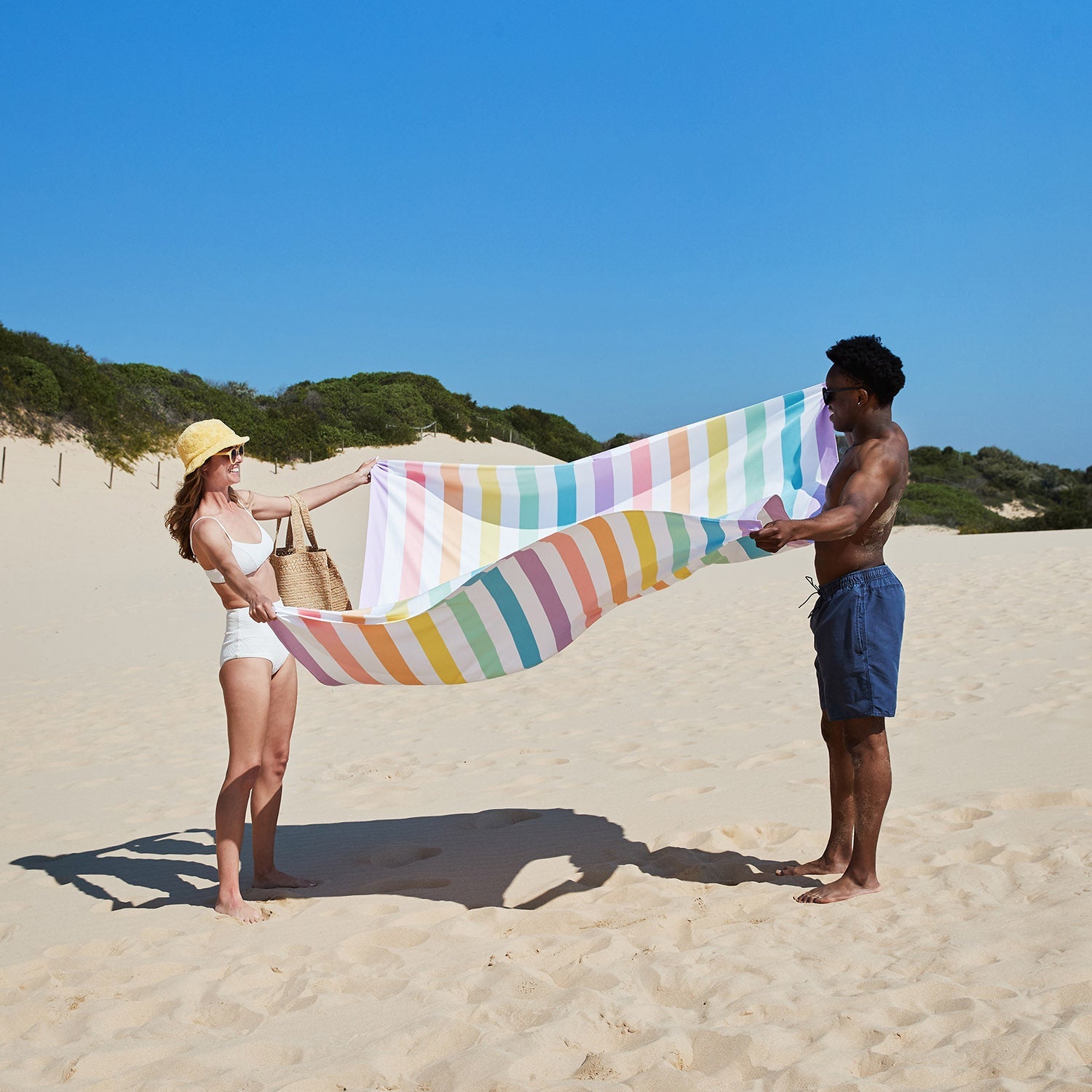 dock-bay-quick-dry-towel-cabana-extra-extra-large-strandtuch-unicorn-waves-100-r image 3