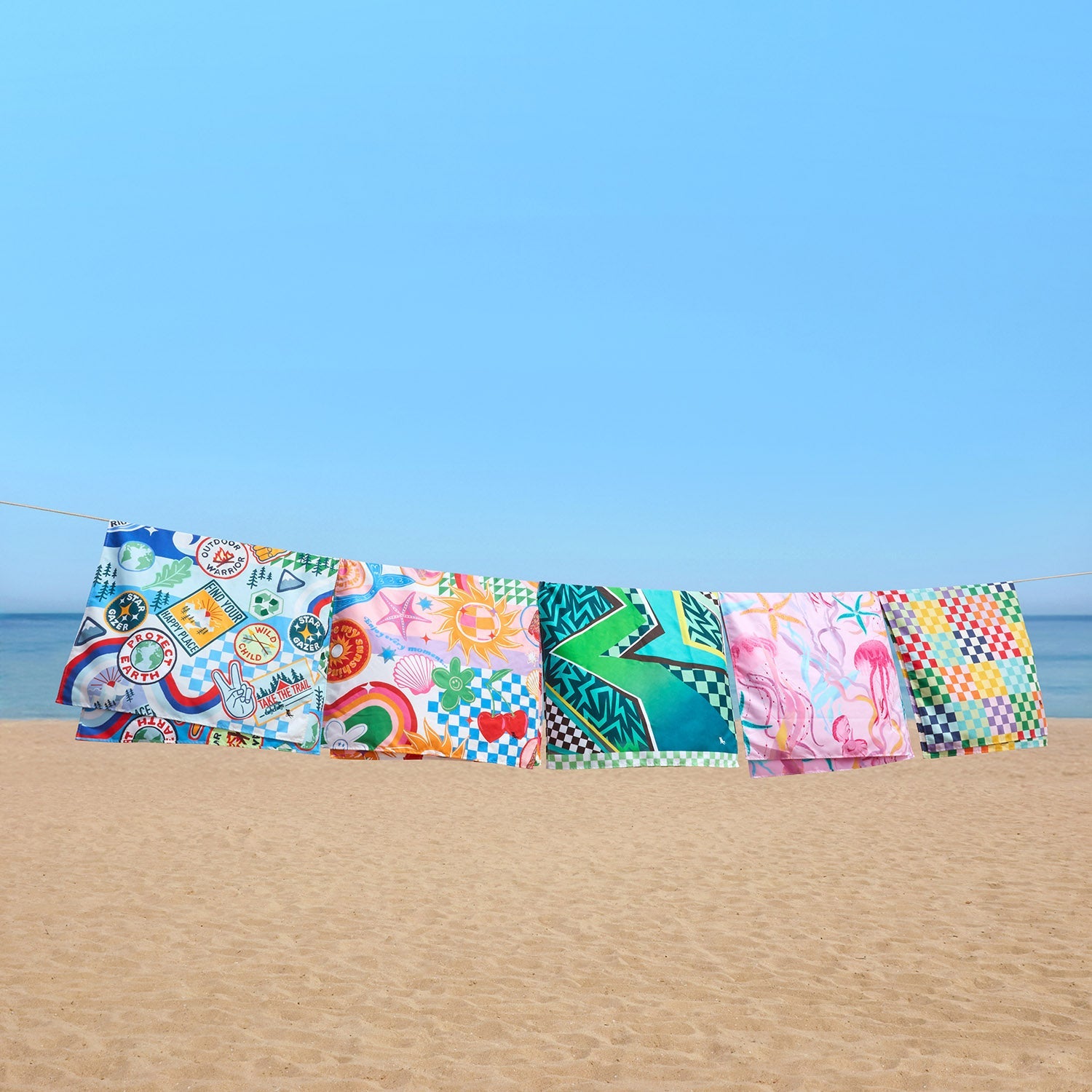 dock-bay-kids-beach-towel-check-me-out-sandfreies-kinder-strandtuch-aus-100-recy image 4