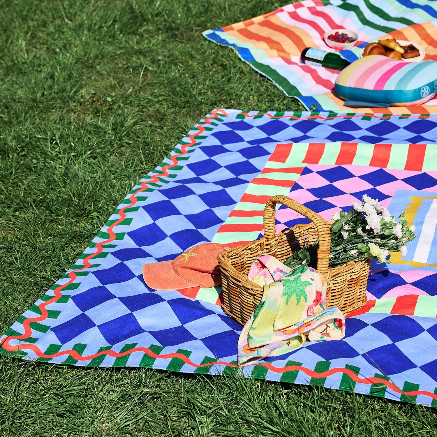 dock-bay-picnic-blanket-bright-side-up-picknickdecke-aus-100-recyceltem-material image 4