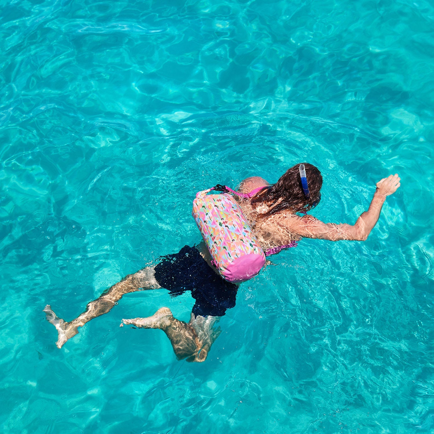 dock-bay-medium-dry-bag-20l-ibiza-glow-wasserdichter-trockenbeutel-mit-rollversc image 7