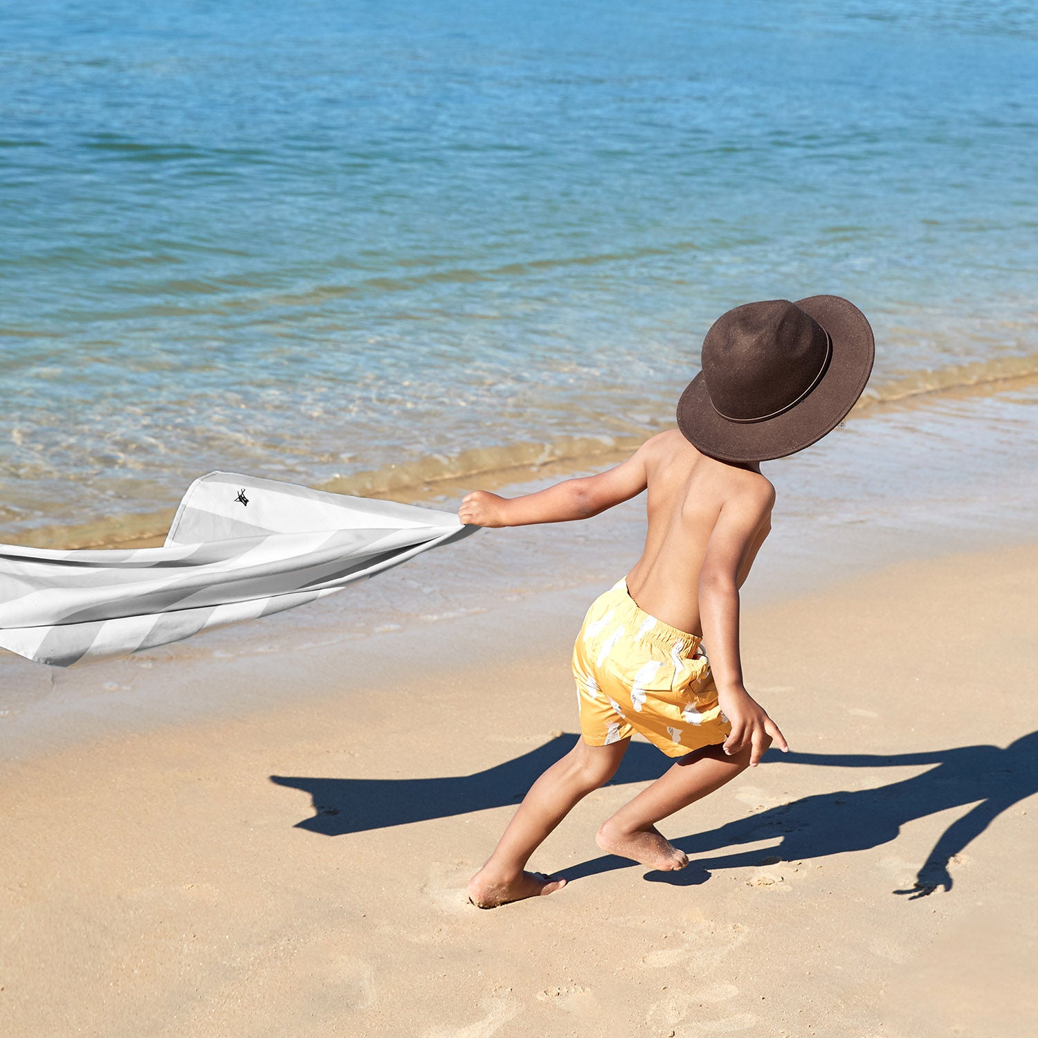 dock-bay-kids-beach-towel-cabana-goa-grey-sandfreies-kinder-strandtuch-aus-dryq image 5
