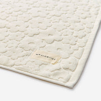 slowtide-ginny-bath-mat-badematte-mit-grafik-muster-1000-gsm-beidseitig-schlinge image 3