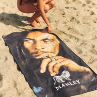 slowtide-legend-performance-reisetuch-quick-dry-travel-towel-mit-bob-marley-wend image 2